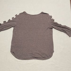 iz byer cold shoulder top